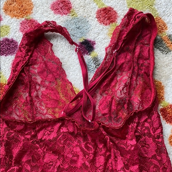 Lingerie - Picture 5 of 5